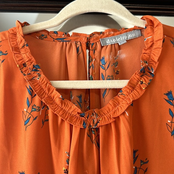 Daniel Rainn orange floral top XL - Picture 5 of 9